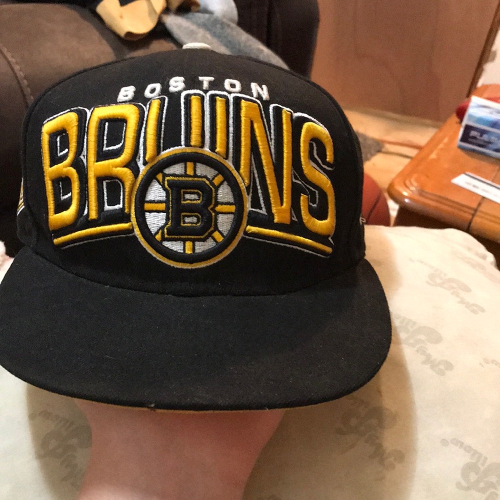 Boston Bruins SnapBack